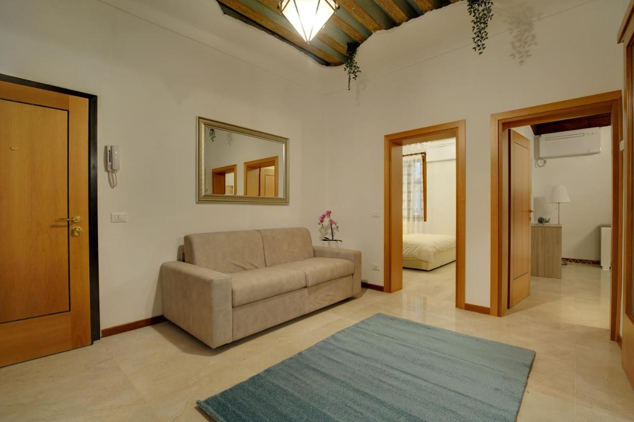 Ca' Rialto Apartment เวนิส ภายนอก รูปภาพ